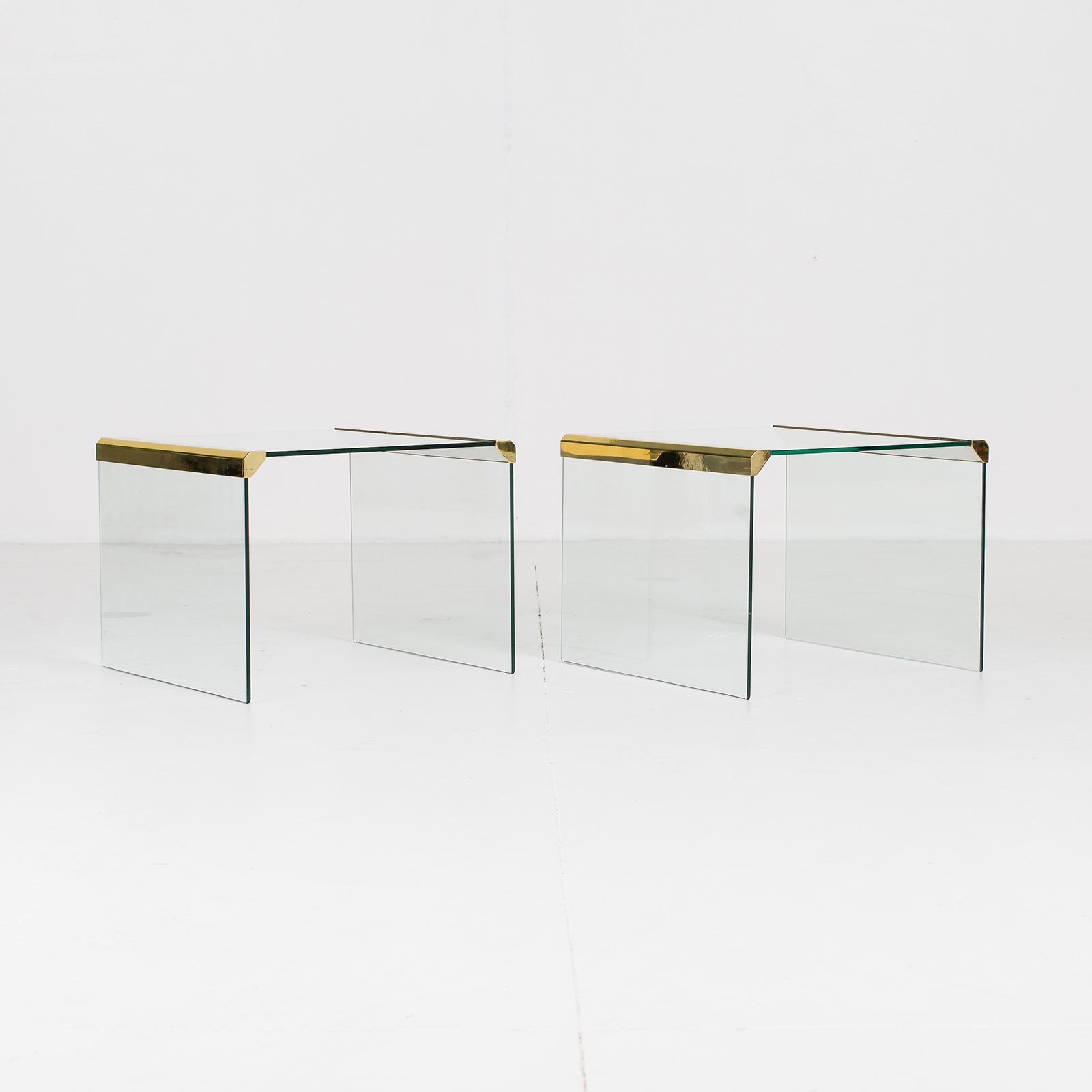 Waterfall Side Table By Pace In Glass And Anodised Brass, 1970s, United States12