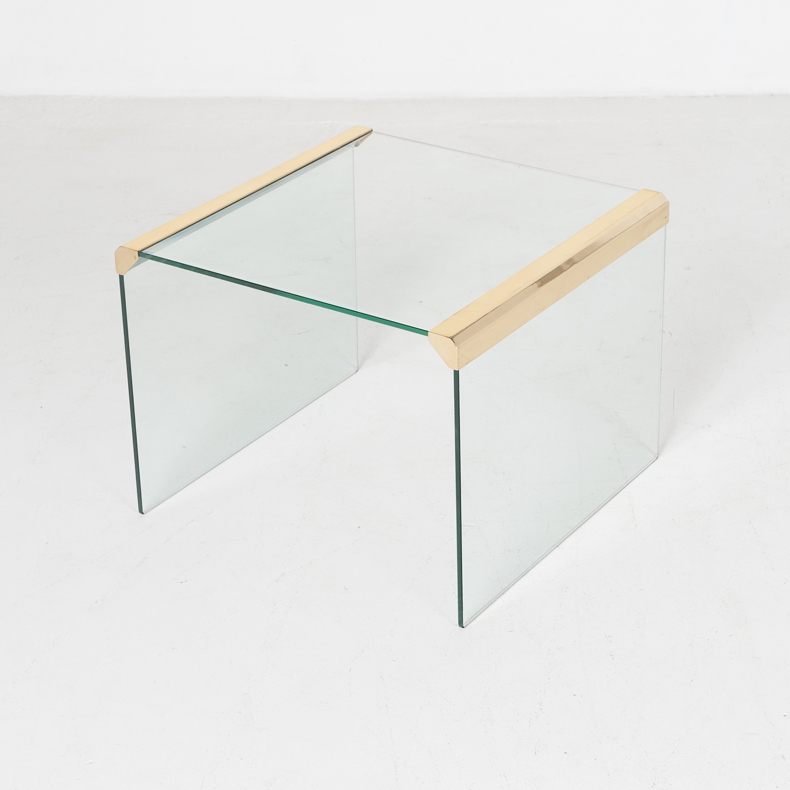 Waterfall Side Table By Pace In Glass And Anodised Brass, 1970s, United States900