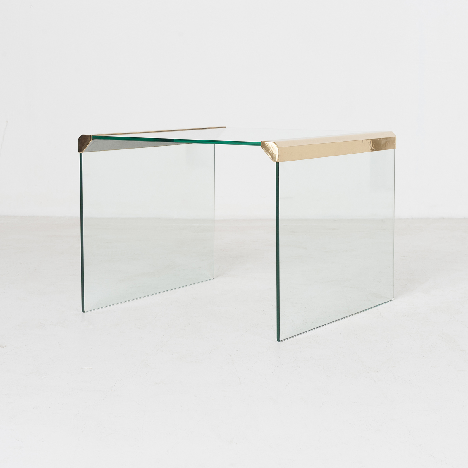 Waterfall Side Table By Pace In Glass And Anodised Brass, 1970s, United States902