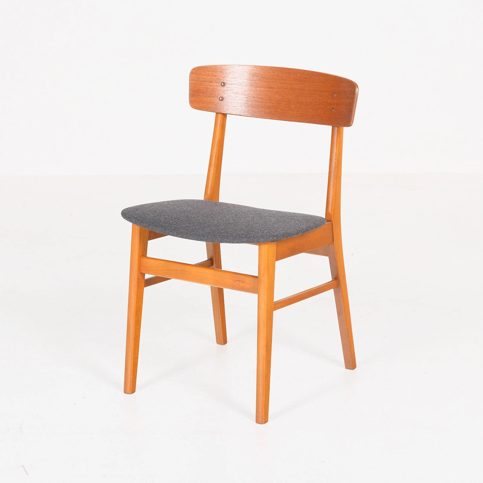 Set Of 4 Square Back Dining Chairs By Farstrup In Teak, 1950s, Denmark Hero