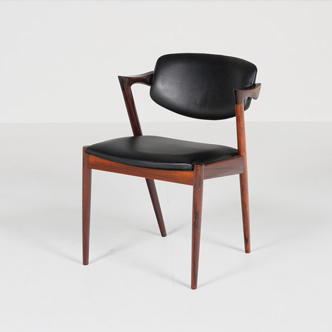 Model 42 Dining Chair By Kai Kristensen In Rosewood, 1960s, Denmark Thumb