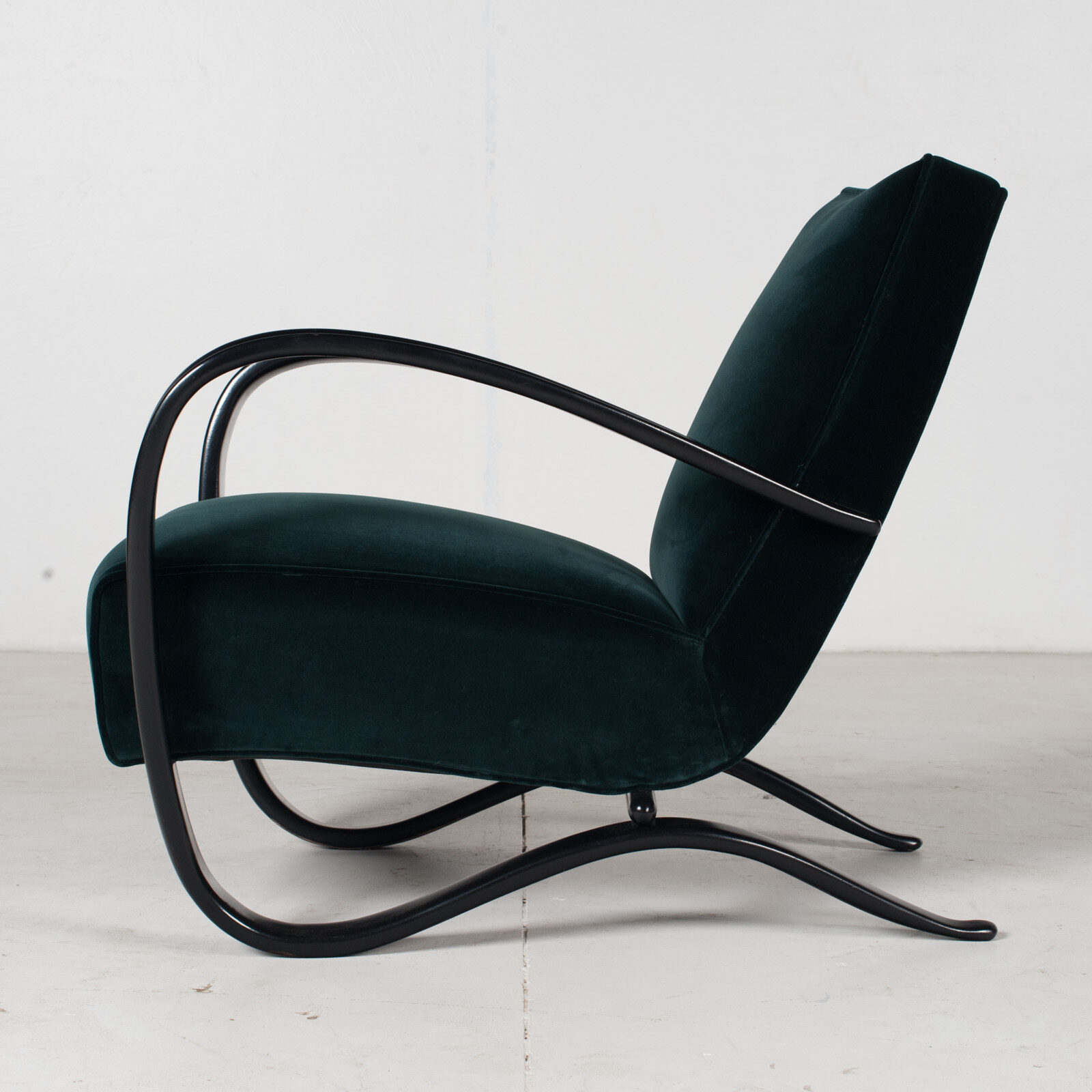 Model H269 Armchair By Jindrich Halabala In Custom Velvet Upholstery 1930s Czech Republic 2